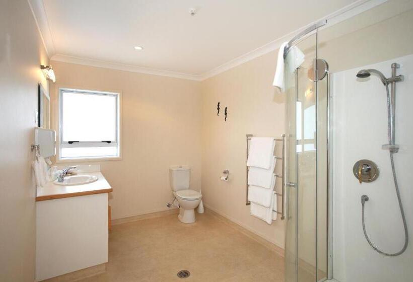 מוטל Touchwood Motor Lodge