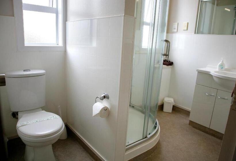 מוטל Touchwood Motor Lodge