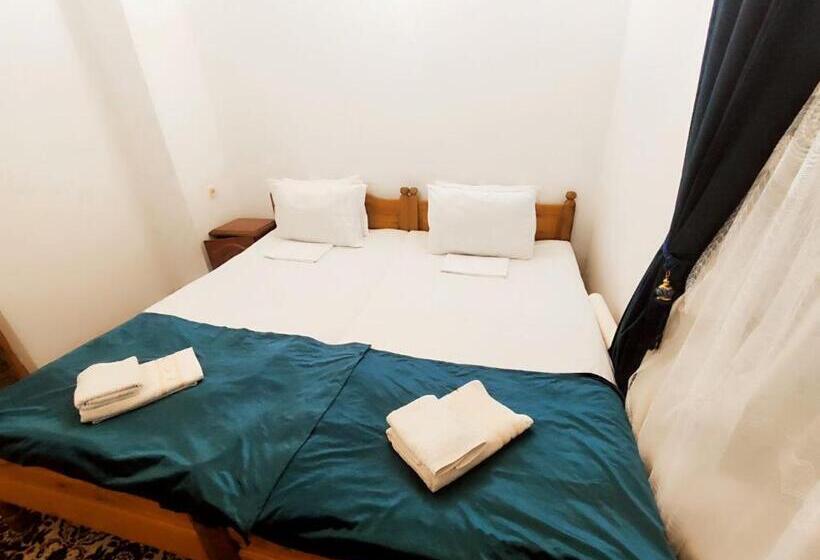 Boutique Hotel Parvina