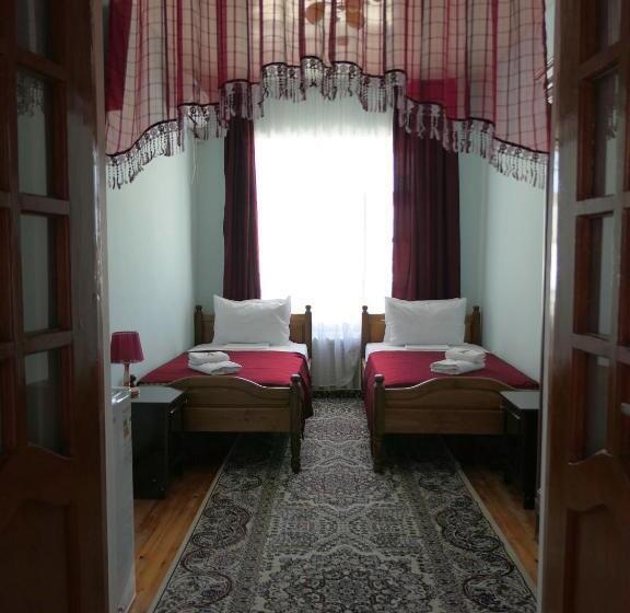 Boutique Hotel Parvina