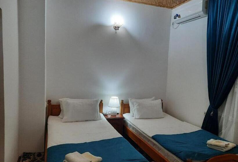 Boutique Hotel Parvina