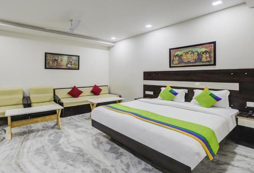 Отель Royal Dezire Udaipur