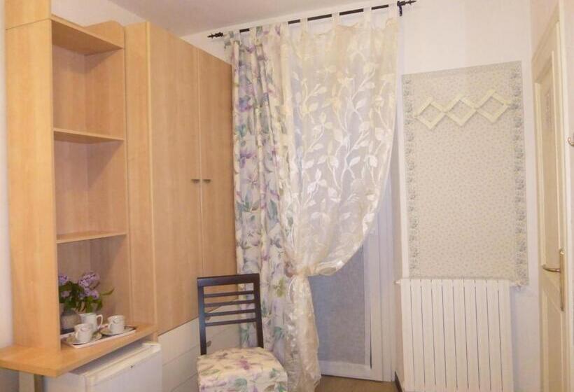 Пансион Affittacamere Monica