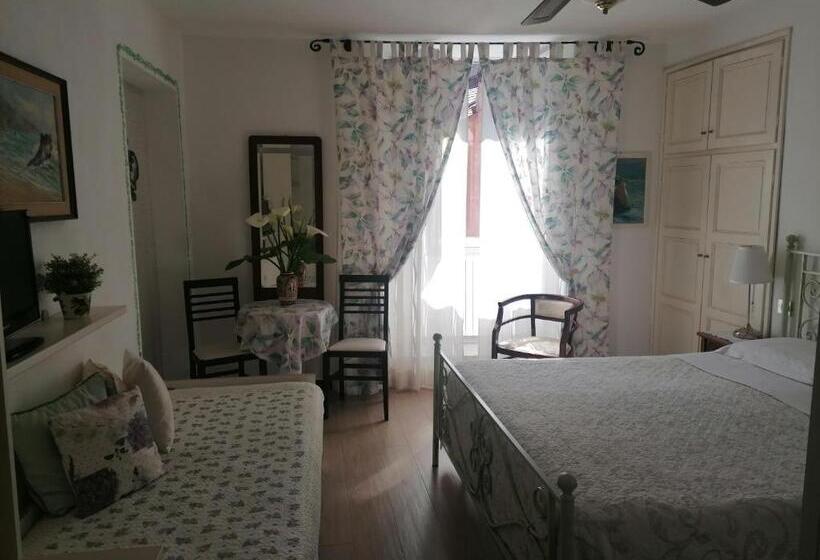 Пансион Affittacamere Monica