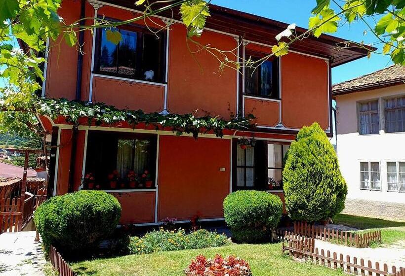 펜션 Guest Rooms Dona