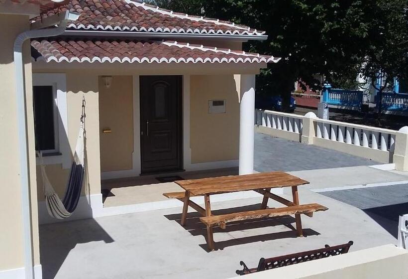 پانسیون Hospedaria Isaias