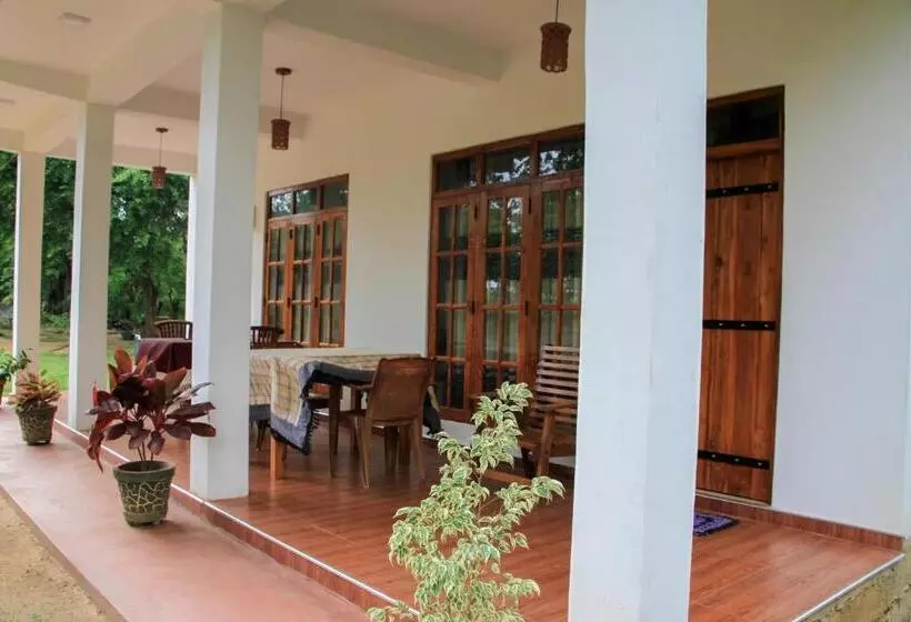 پانسیون Sigiri Lion Villa