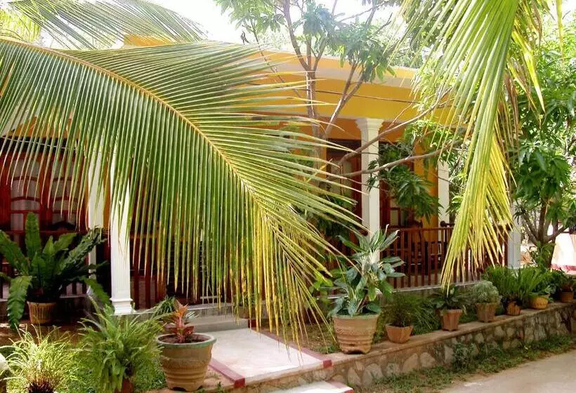 Majatalo Sigiri Regal Residence