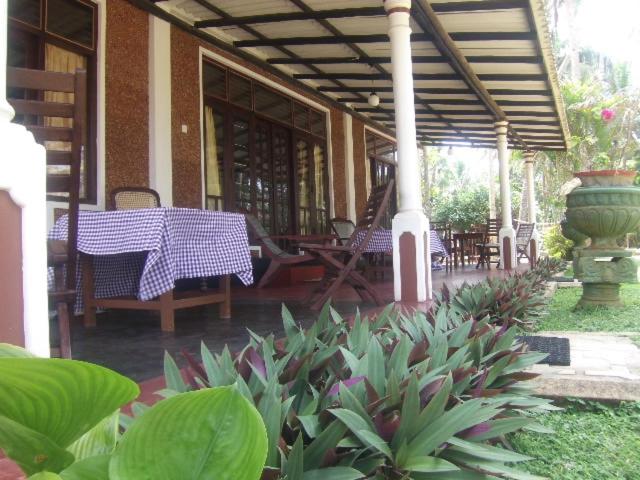 پانسیون Sun And Sea