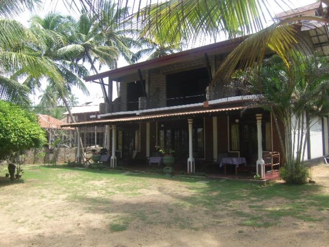 پانسیون Sun And Sea