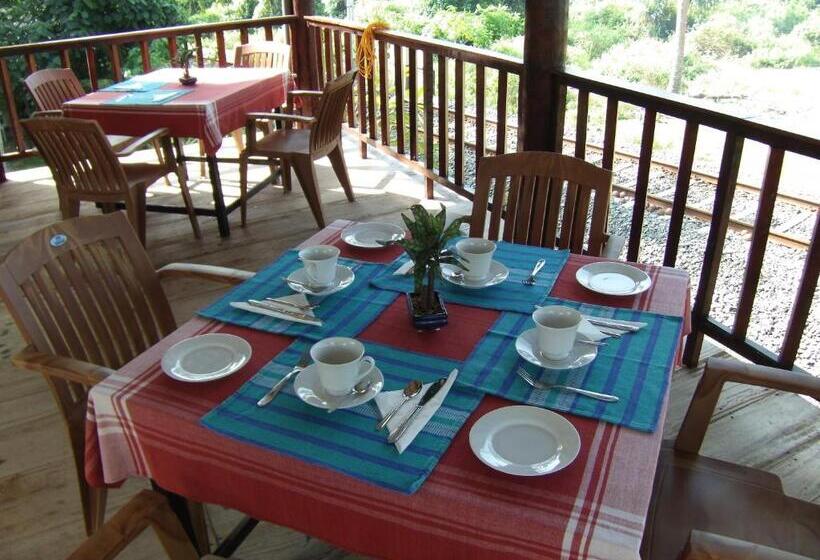 پانسیون Sun And Sea