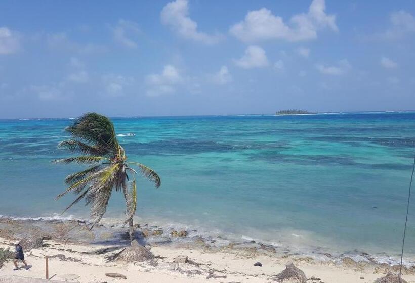 Caribbean Island Hotel Piso 2