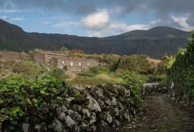 ホテル Aldeia Da Cuada