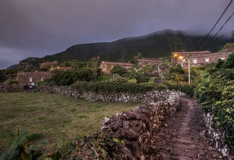 ホテル Aldeia Da Cuada