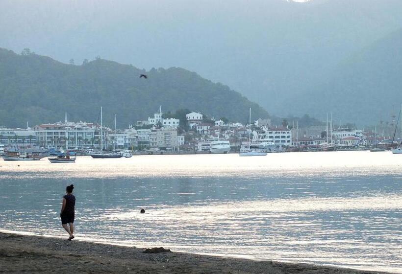 ホテル Candan Citybeach