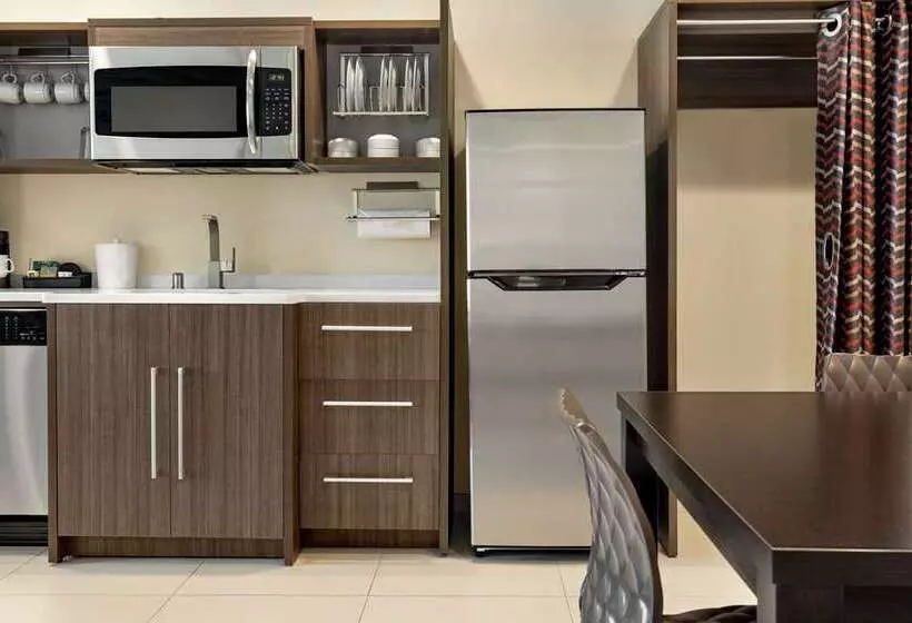 هتل Home2 Suites By Hilton Minneapolis University Area