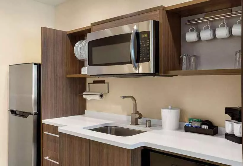 هتل Home2 Suites By Hilton Minneapolis University Area