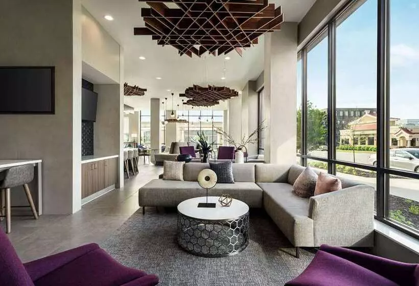 هتل Home2 Suites By Hilton Minneapolis University Area