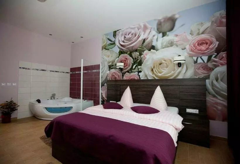 Hotelli Poarta Transilvaniei