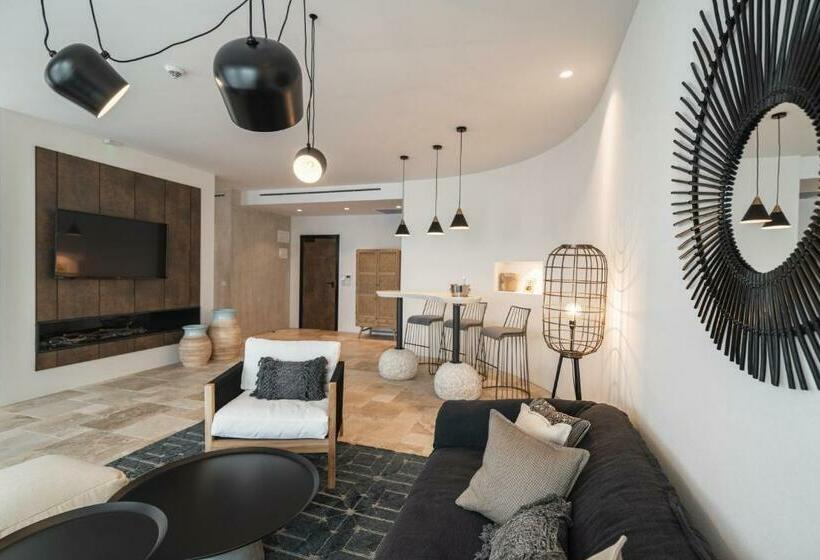 Villa Chinka By Astor Garden Hotel   Adults Only