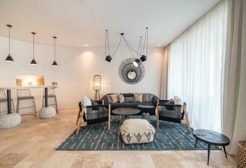 Villa Chinka By Astor Garden Hotel   Adults Only