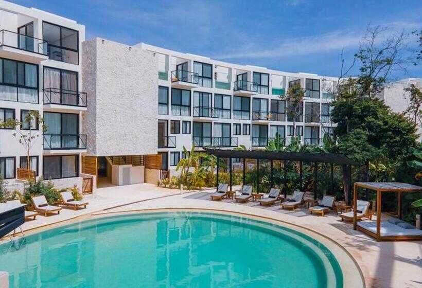 Resort The Waves Tulum By Bnb Experience