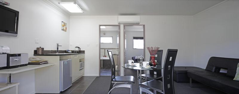 151 On London Motel & Conference Centre