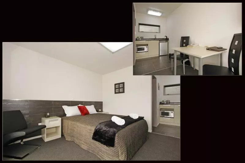 151 On London Motel & Conference Centre