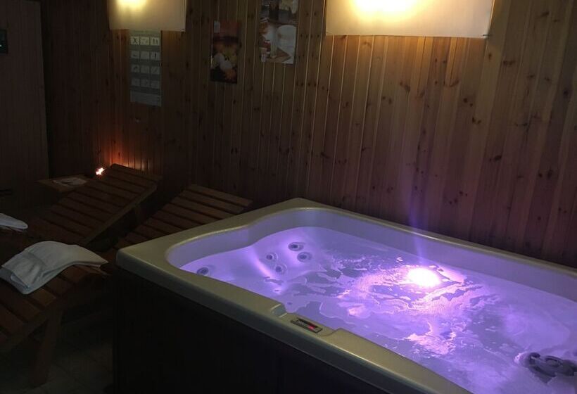 בית מלון כפרי Al Ponte