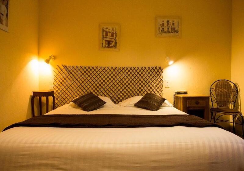 호텔 Logis L Auberge De L étable