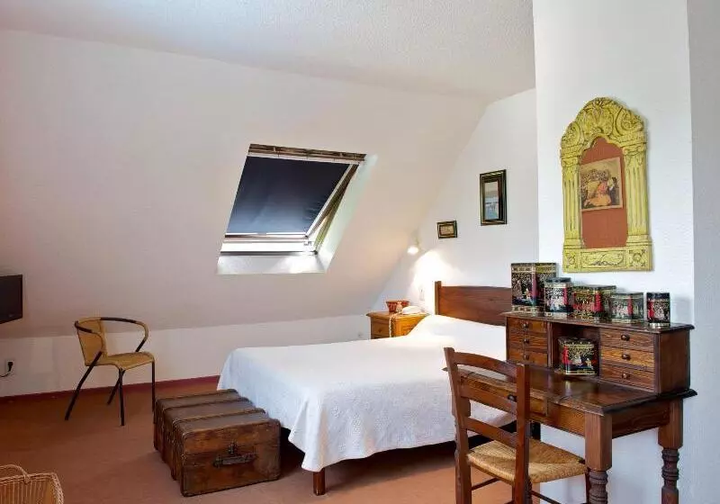 酒店 Logis L Auberge De L étable