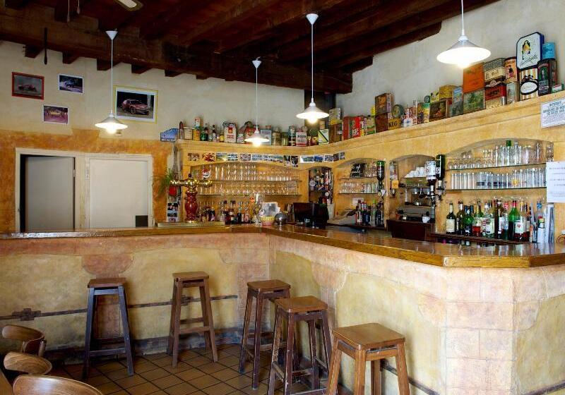 호텔 Logis L Auberge De L étable