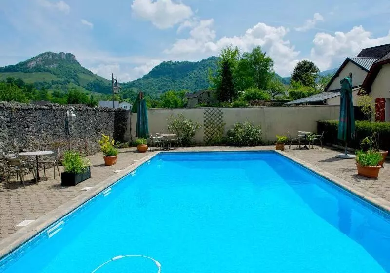 酒店 Logis L Auberge De L étable