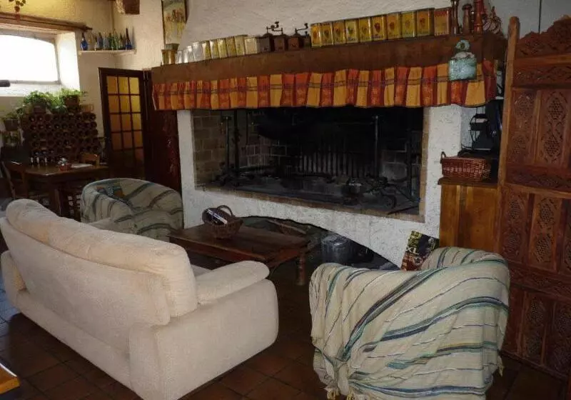 酒店 Logis L Auberge De L étable