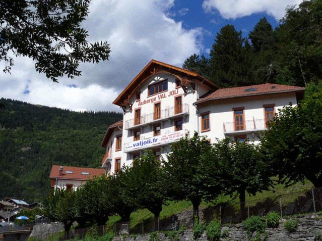 هتل Auberge Du Val Joli