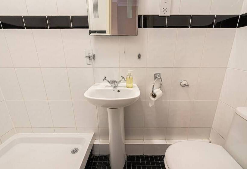 فندق Barrington Lodge