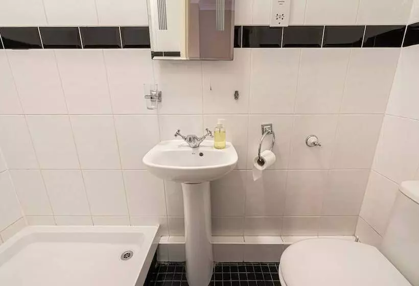 Hotel Barrington Lodge