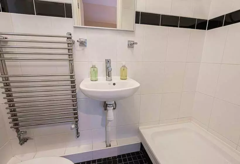 Hotel Barrington Lodge