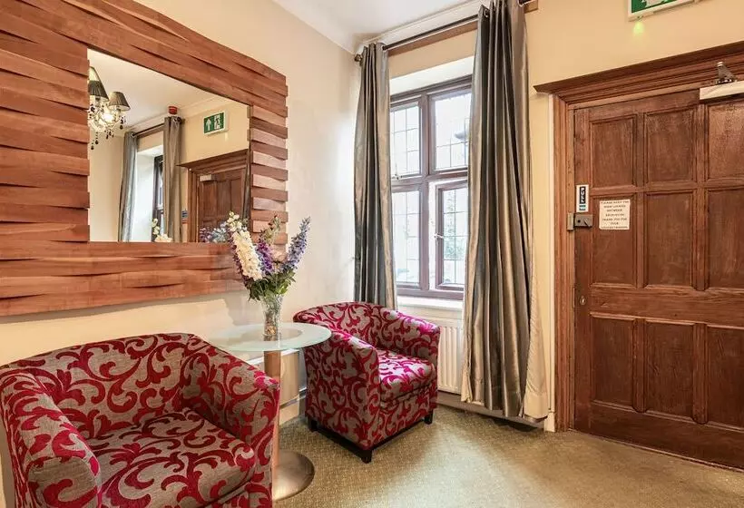 Hotel Barrington Lodge