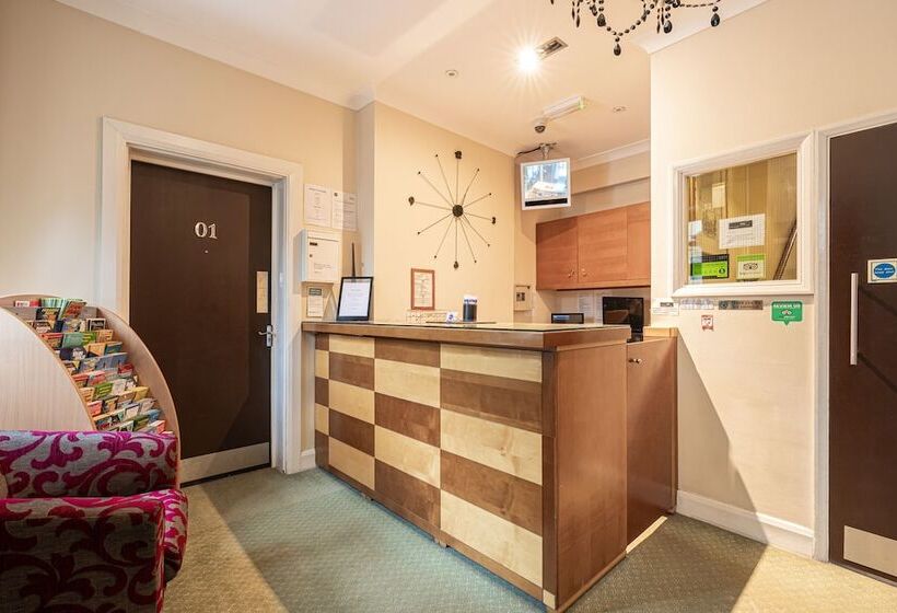 فندق Barrington Lodge