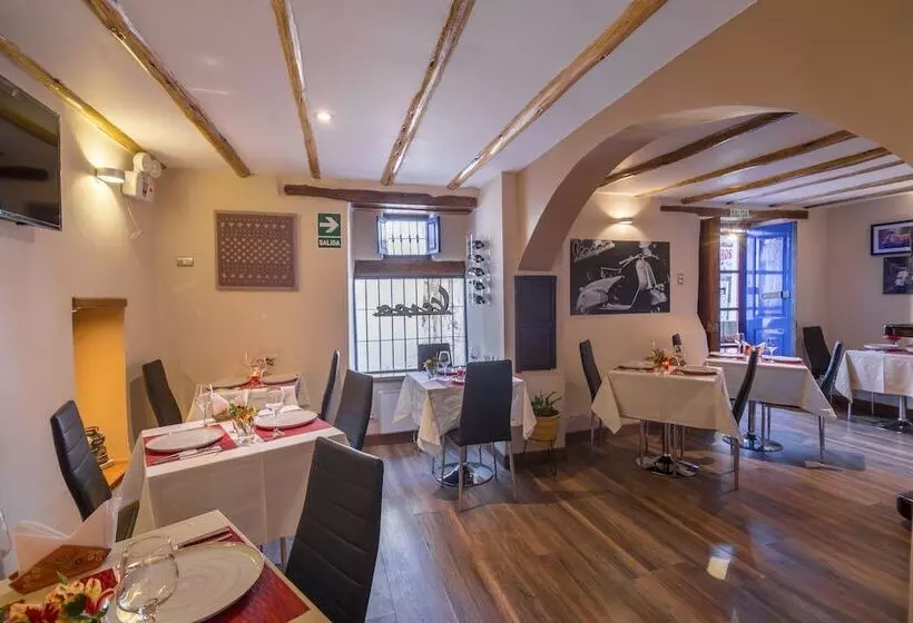 בית מלון כפרי Casona Les Pleiades