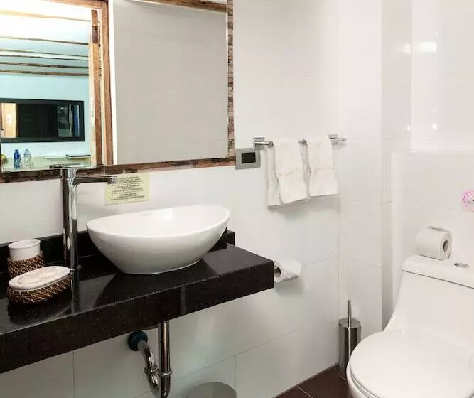 בית מלון כפרי Casona Les Pleiades