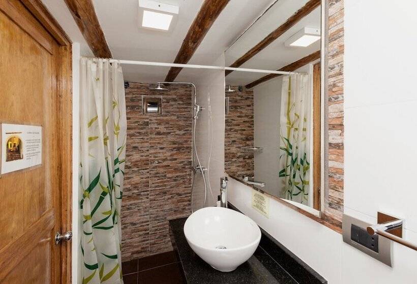 Hotel Casona Les Pleiades