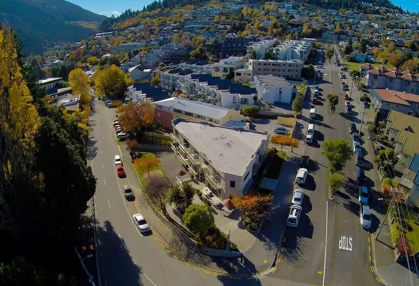 호텔 Coronation Lodge