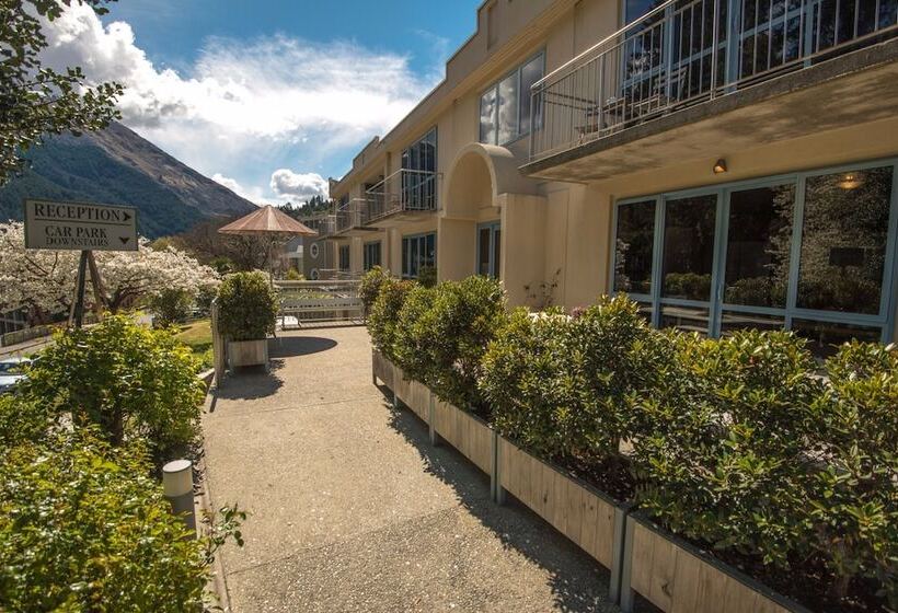 호텔 Coronation Lodge