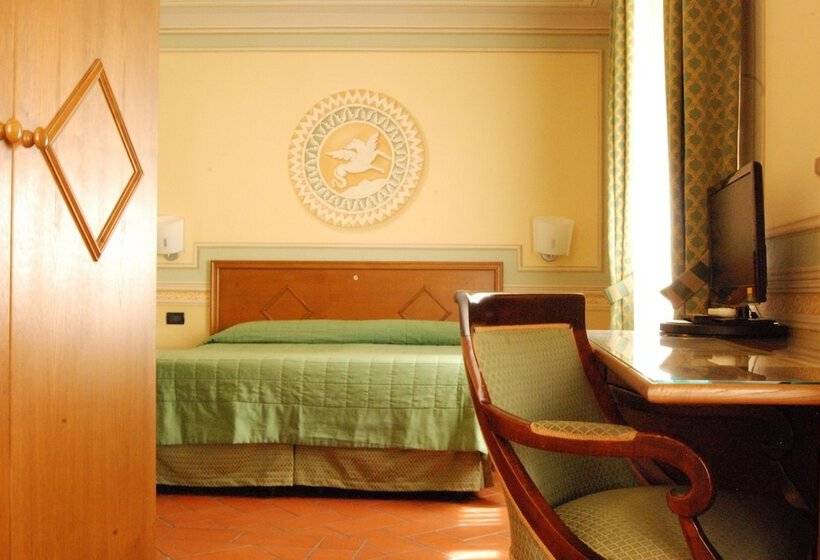 هتل Diana & Depandance