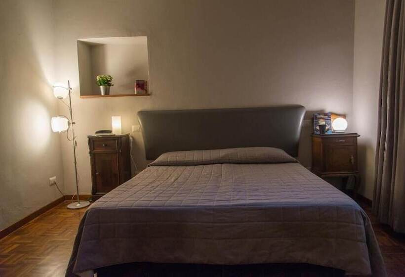 هتل Diana & Depandance