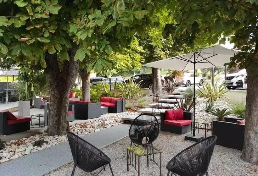 هتل Hôtel Spa Les Alpes