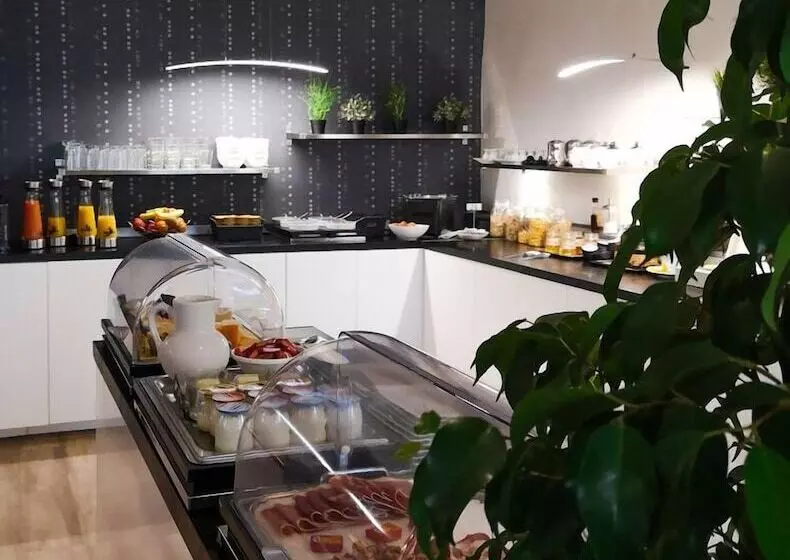 هتل Hôtel Spa Les Alpes