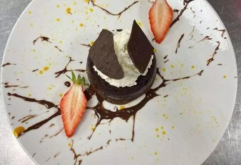 هتل Hôtel Spa Les Alpes